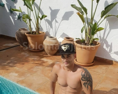 solomasajistas Masajistas masculinos Joven deportista masculino 637388716