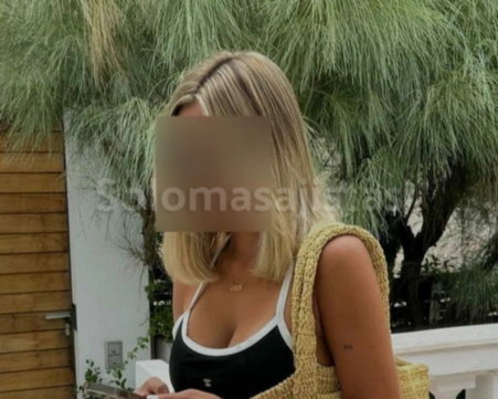 solomasajistas Masajes eróticos                    Madrid MASAJISTA RUBIA Y CON MUCHA SENSUALIDAD  631049757