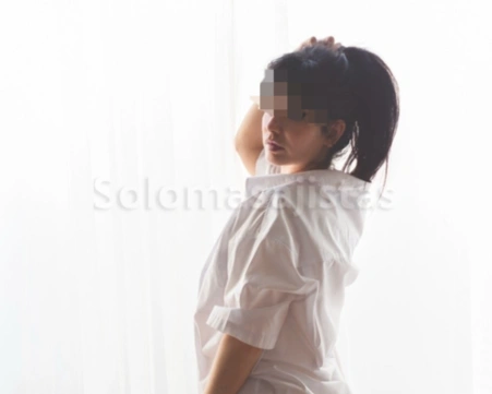 solomasajistas Masajes eróticos                    Valencia Sexy y bella masajista 657060102