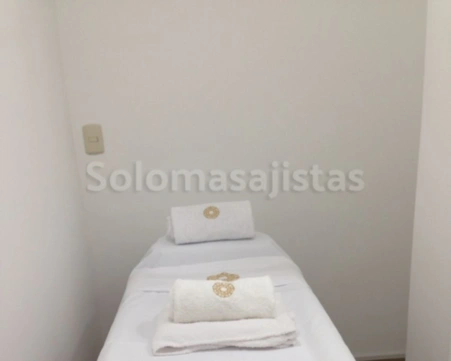 solomasajistas Masajes Terapéuticos                    Madrid Terapeuta del bienestar  663495864